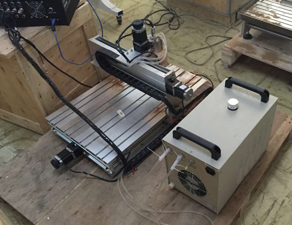 mini CNC router with chiller